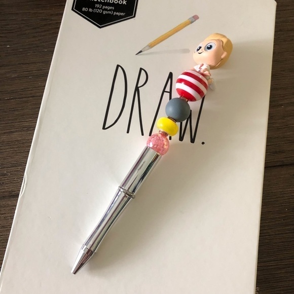 Disney Doorables: The Incredibles: Dash Parr racing handmade beaded pen - Picture 2 of 2